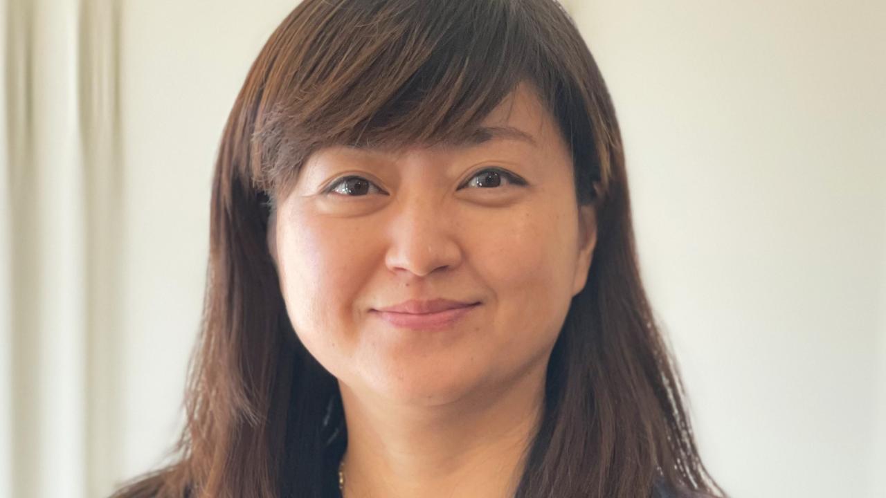 headshot of enrollment coach Cathy Zhao