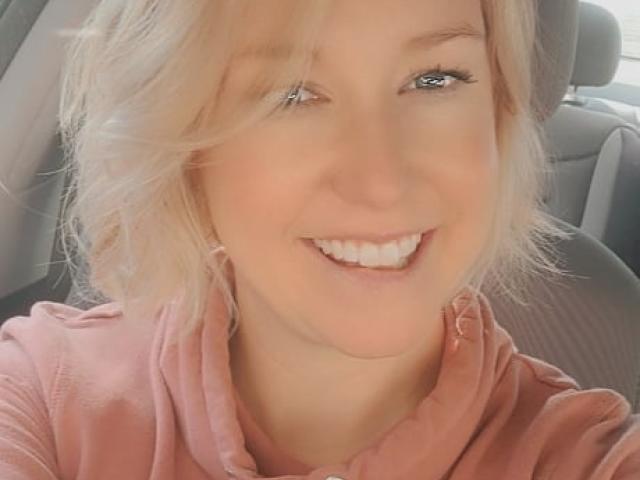 sensory science graduate Amanda Plunkett headshot