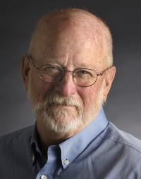 headshot of UC Davis wine instructor John Buechsenstein